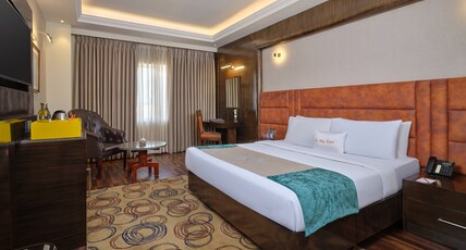 Zone By The Park Jammu Room Type - Zone Room