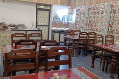 Hotel Pahalgam Wave Inn