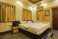 Hotel Shivalaya Near Sec-V Metro