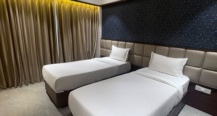 Millenium Hotel - Nashik Room Type - Deluxe Twin Room With Balcony
