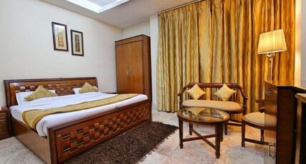 The Grand Hotel Room Type - Deluxe Room