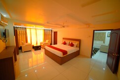 Photos of THE EMBASSY HOTEL
