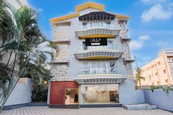 Super Collection O Alandi Bus Stand Pune Formerly Kaveri Executive Lodging