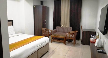 The Royal Court Hotel & Spa Room Type - Premium Room The Royal Court Hotel & Spa Room Type - Premium Room