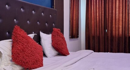 Hotel Meredian Orchid Room Type - DELUXE DOUBLE ROOM
