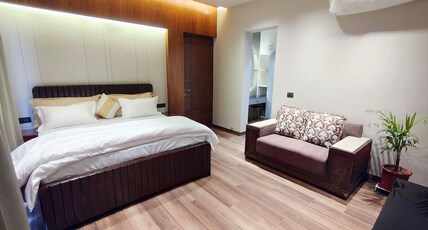 Pinecrest stays Room Type - Premium Room 