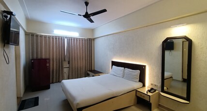 Hotel Natwar Room Type - Deluxe AC Room