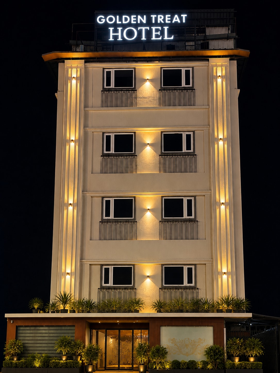 Hotel Golden Treat - Tap to explore photos