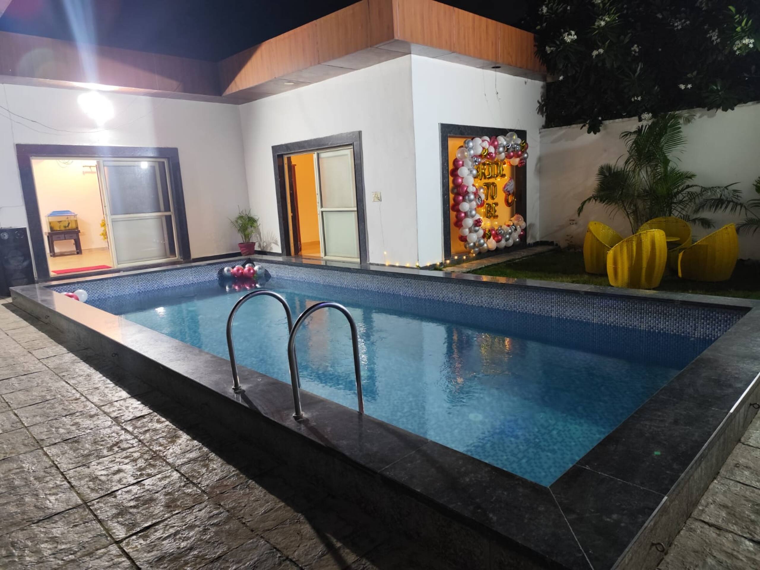 2 bedroom luxurious Farmhouse with pool - Tap to explore photos