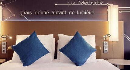 Mercure Paris Sud Les Ulis Room Type - Superior Room with 1 double bed or twin beds Mercure Paris Sud Les Ulis Room Type - Superior Room with 1 double bed or twin beds