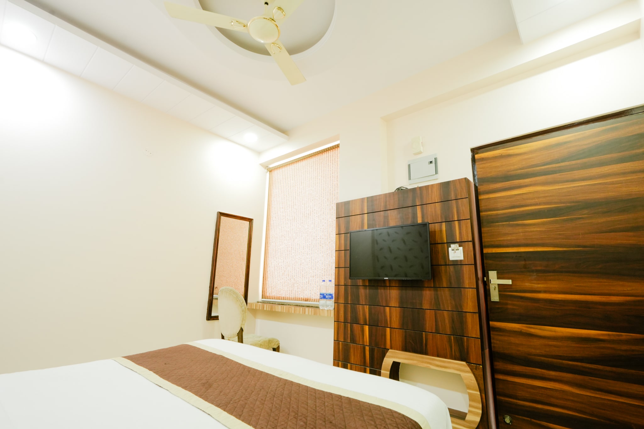 Hotel Olive Greens - Tap to explore photos