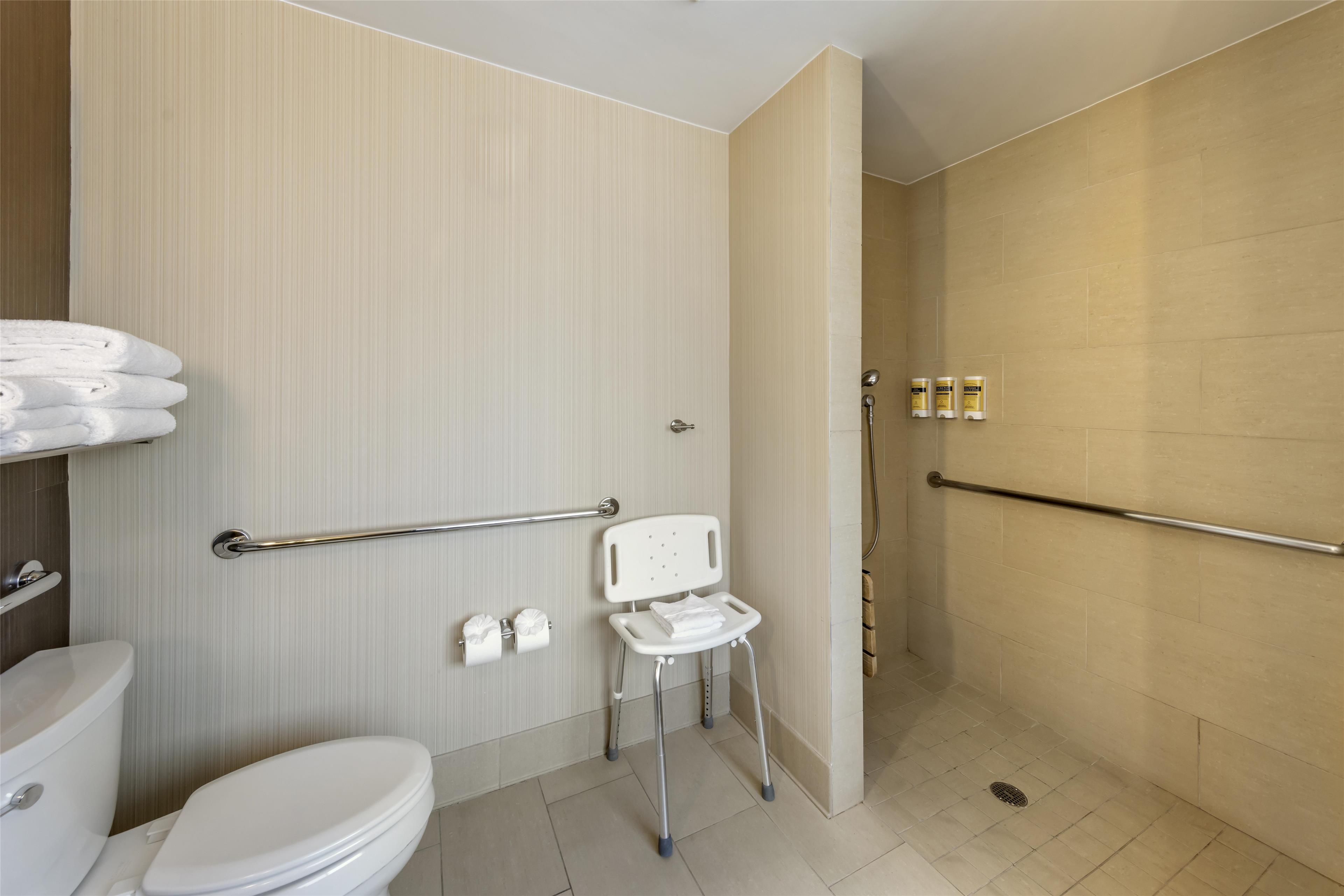 Best Western Plus Truckee-Tahoe Hotel - Tap to explore photos