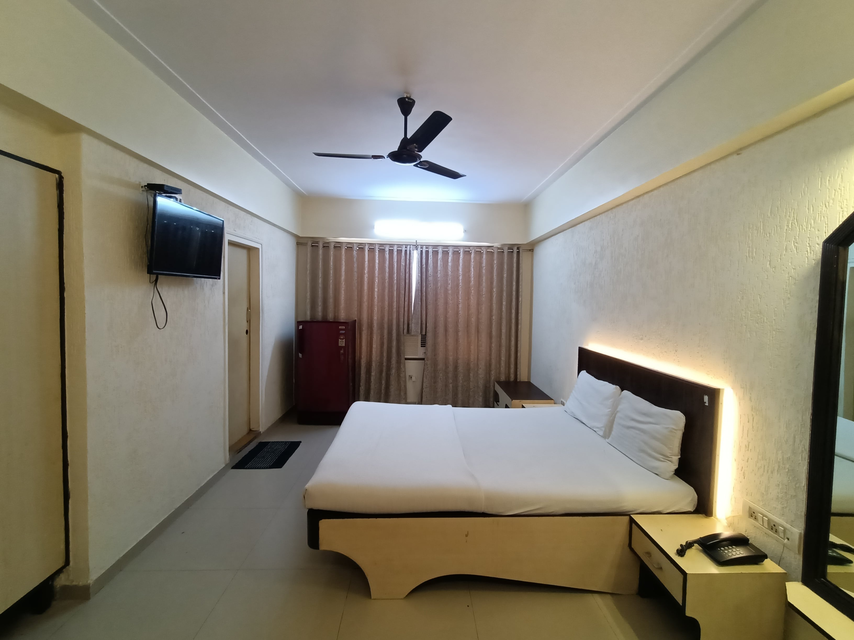 Hotel Natwar - Tap to explore photos