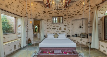 Raht Manmath Room Type - Suite Shankini