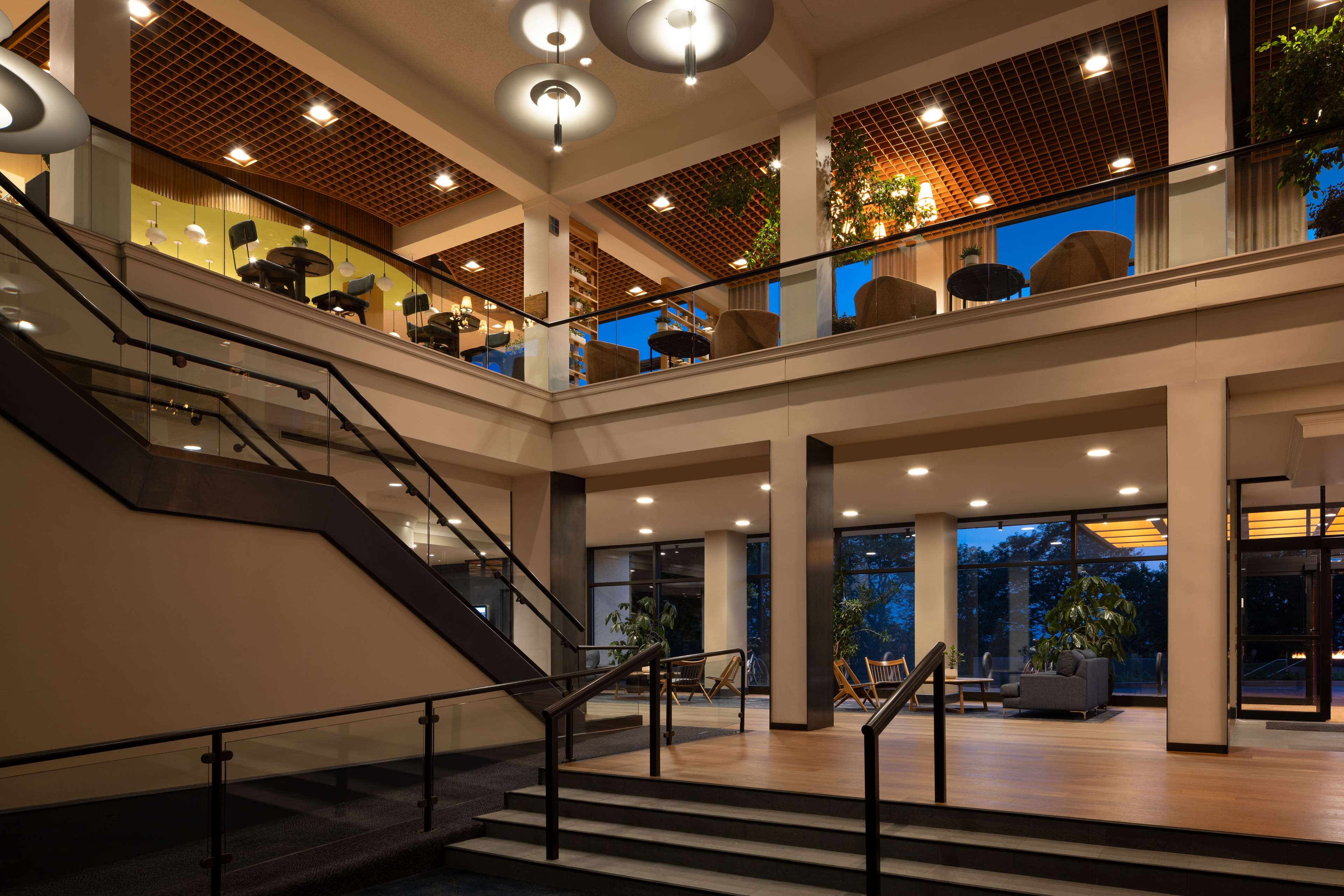 Hotel Champlain Burlington, Curio Collection by Hilton - Tap to explore photos