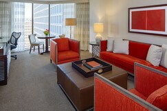 DoubleTree by Hilton Hotel Houston Greenway Plaza