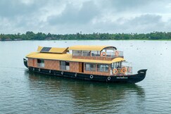 Aqua Jumbo Houseboat