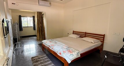 Dev Homestays Room Type - Bedroom 4