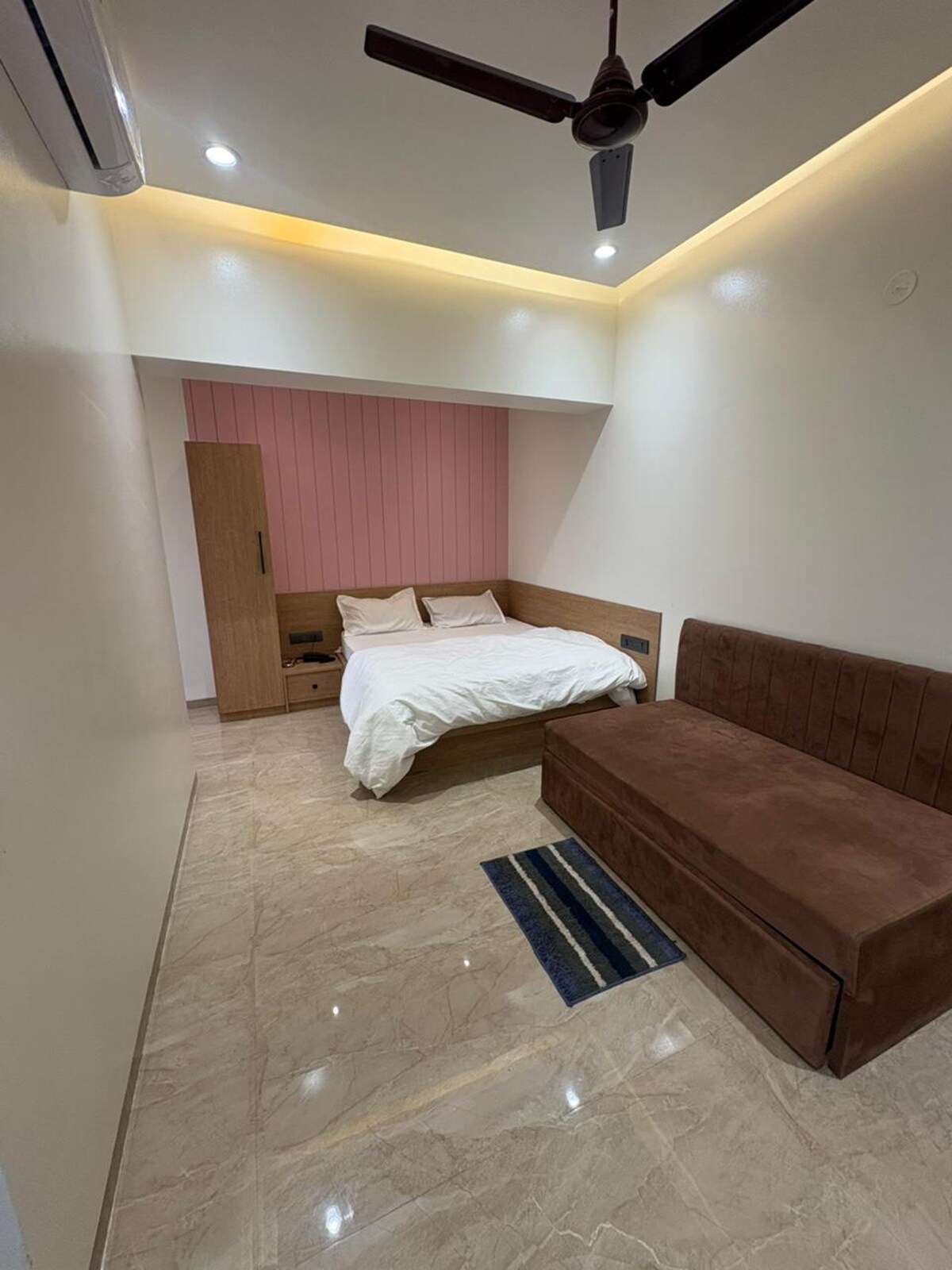 Manoranjan Enclave - Tap to explore photos