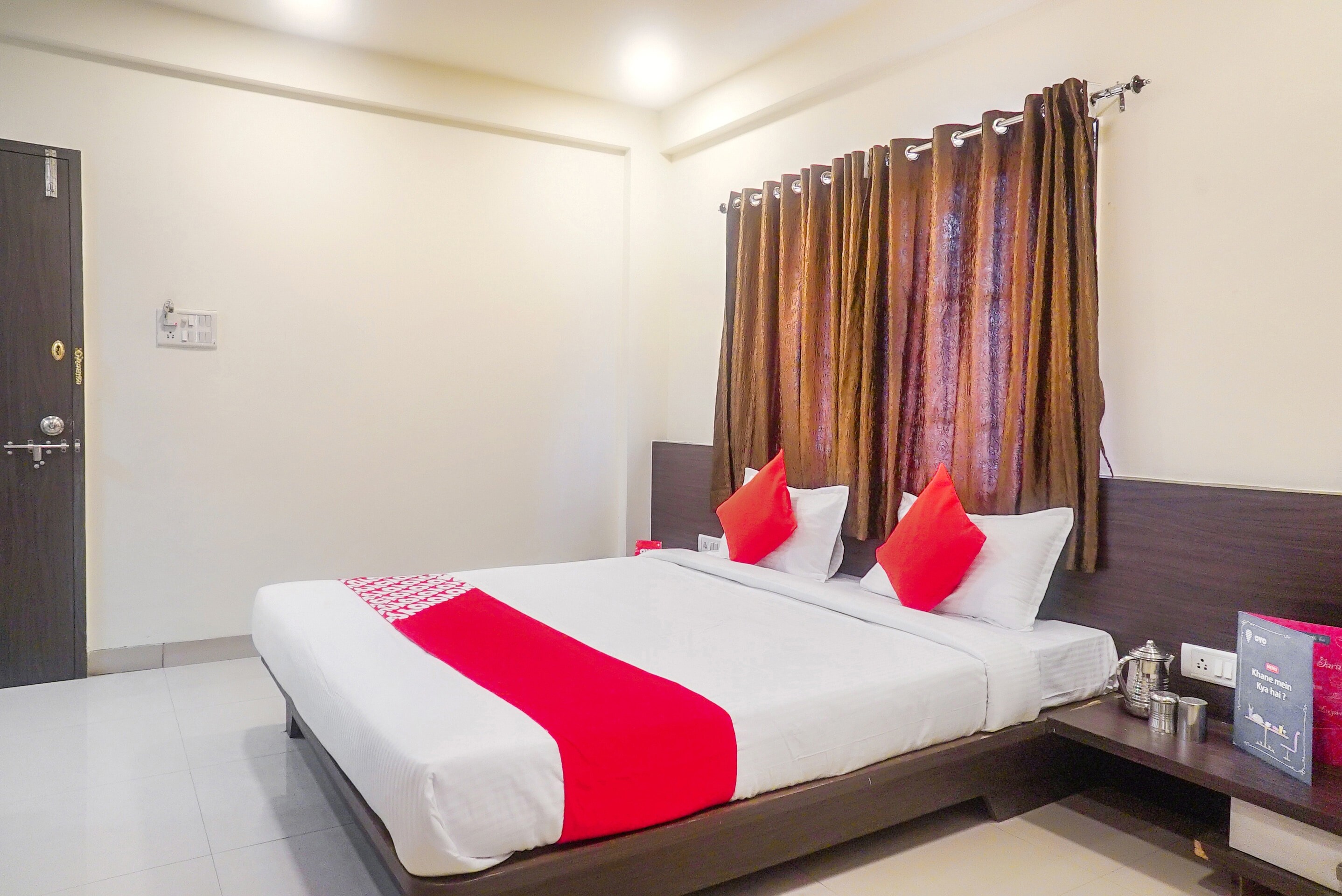 Hotel O Paradise Inn Talegaon Dabhade - Tap to explore photos