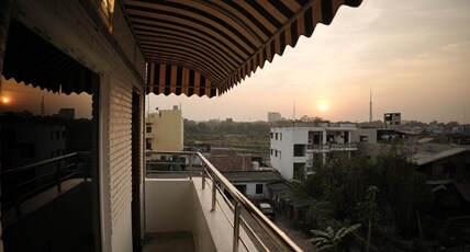 Hotel Ojha Villa Room Type - Premium Room With Balcony