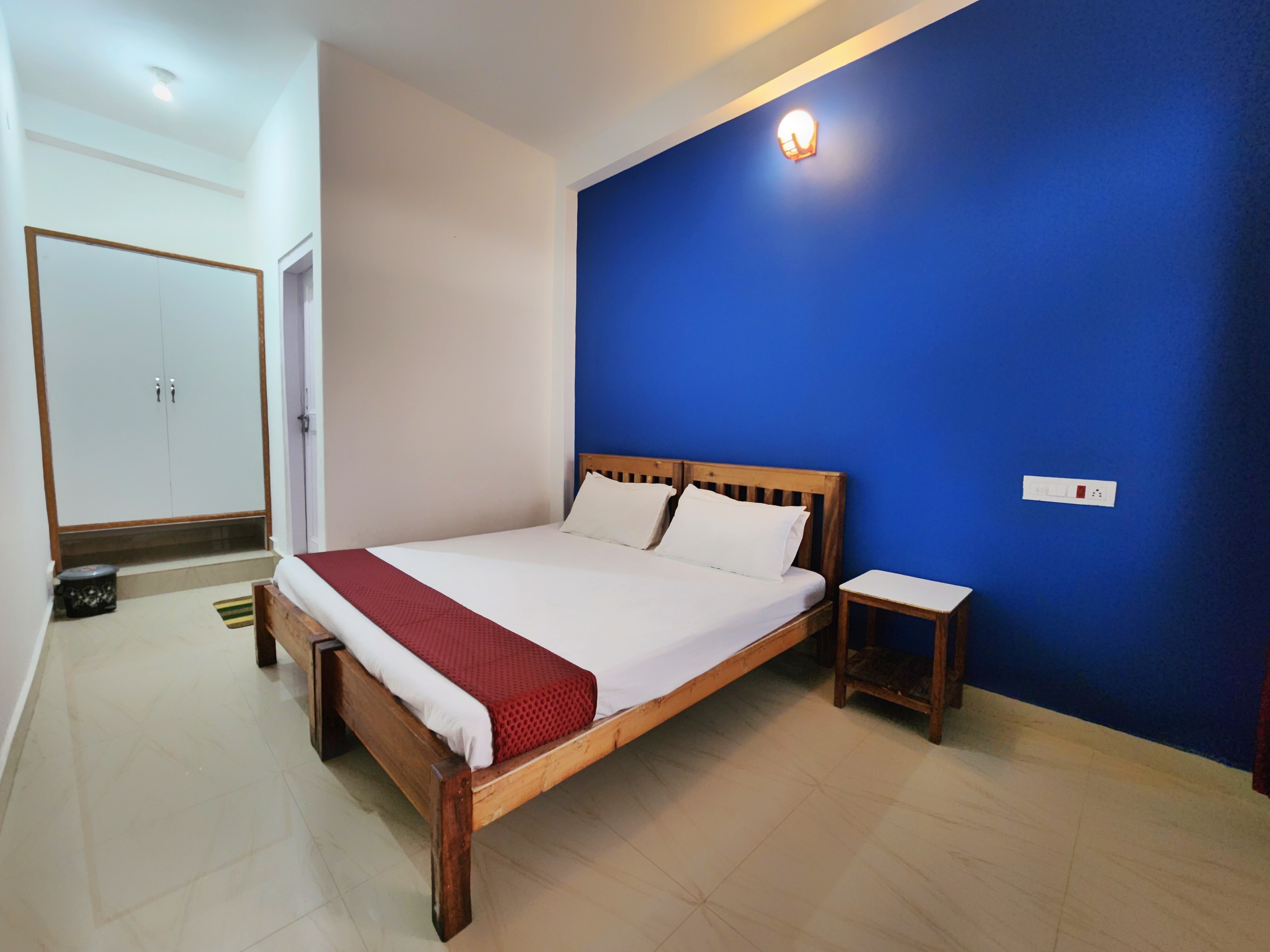 Dream Inn - Tap to explore photos