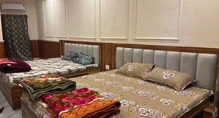 Lovkush Bhavan stay 100mtr - from Ramjanam bhumi Room Type - Deluxe four bed room - For 4 people