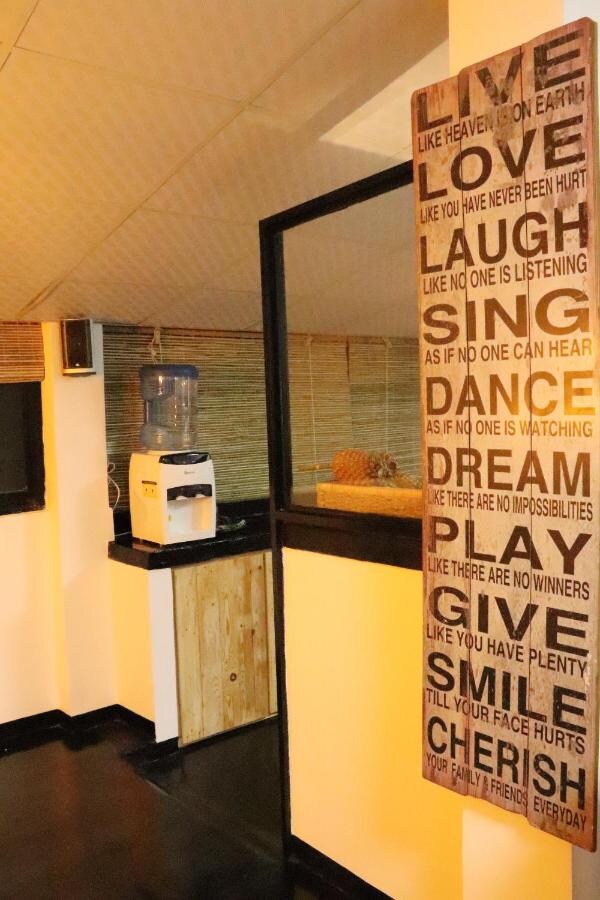 Miracle City Hostel - Tap to explore photos