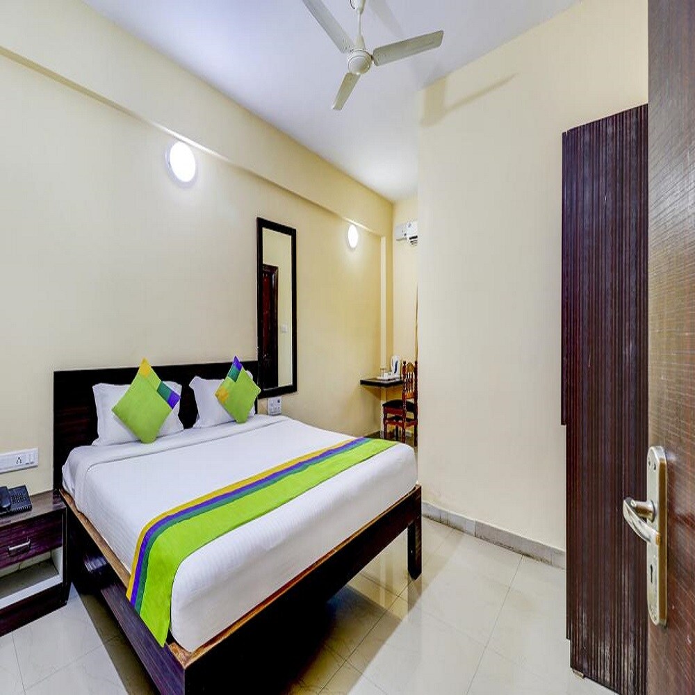 P S Hotel Bording and Lodging - Tap to explore photos