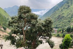 ADITYA GUEST HOUSE