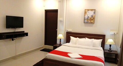 1 Boarding Room Type - Deluxe Queen Room