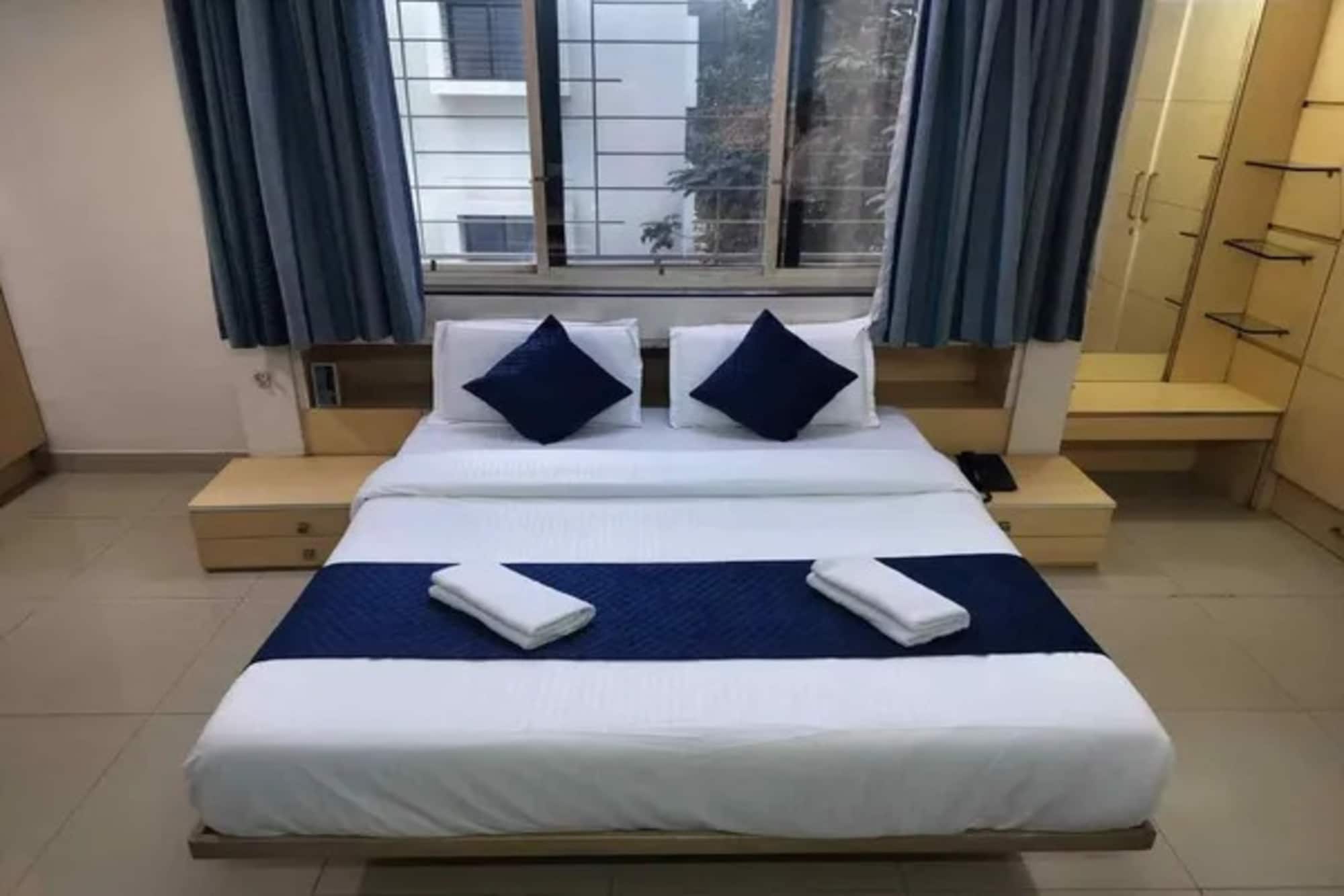 FabHotel Krishna Sai - Tap to explore photos