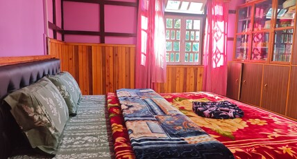 DJOOMTHANG HOMESTAY Room Type - Bedroom 1