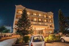 Hotel Vishal ( Near Yatra Parchi Counter)