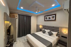 Hotel Planet Lake