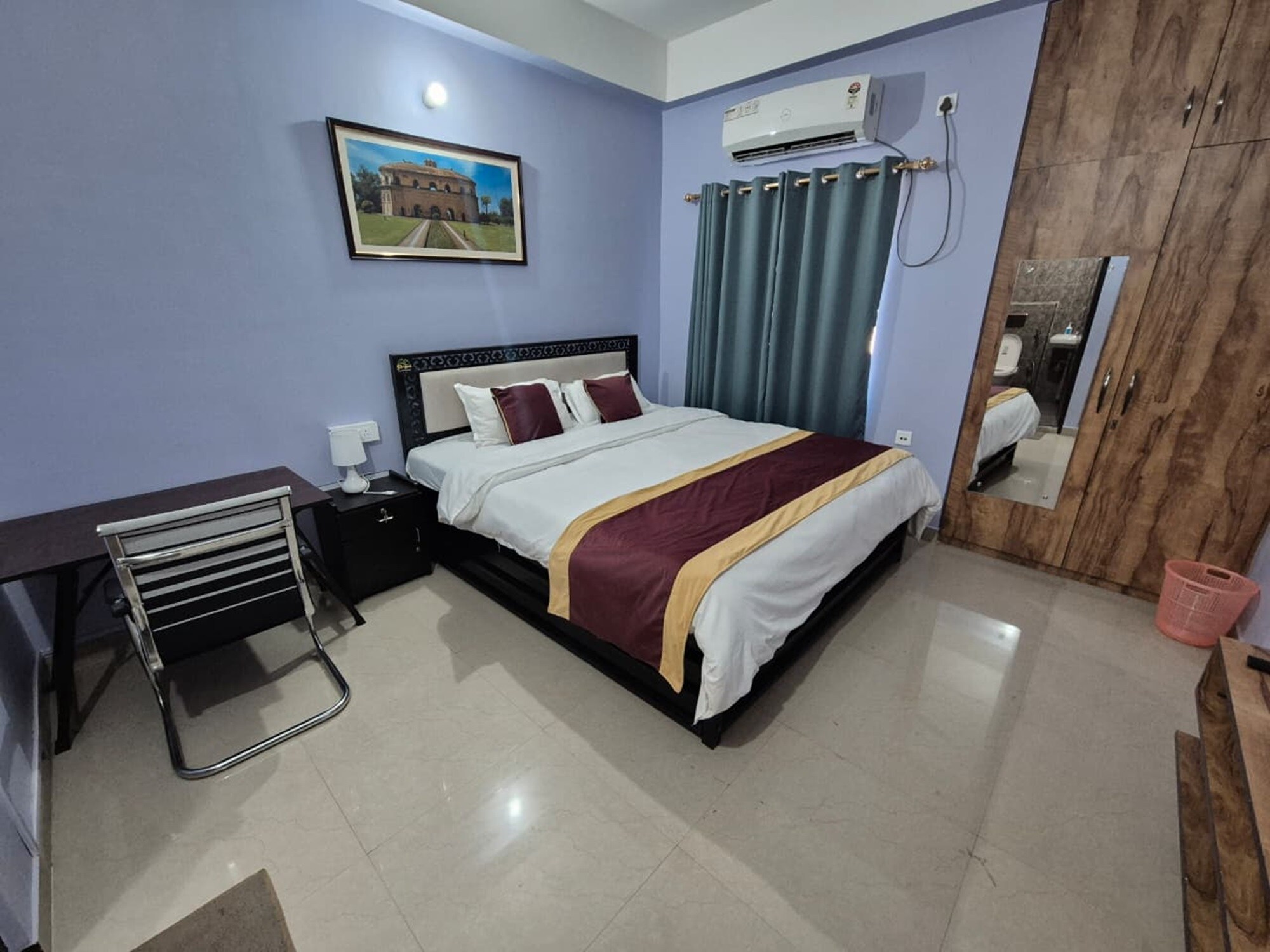 SK Homestay - Tap to explore photos