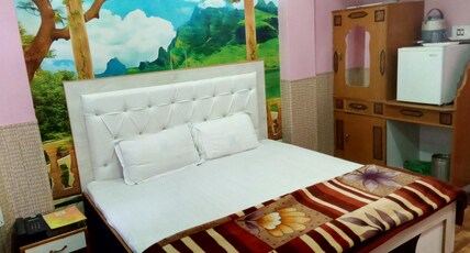Hotel Sun Sky Bar & Restaurant Room Type - A.c. Super Deluxe Room