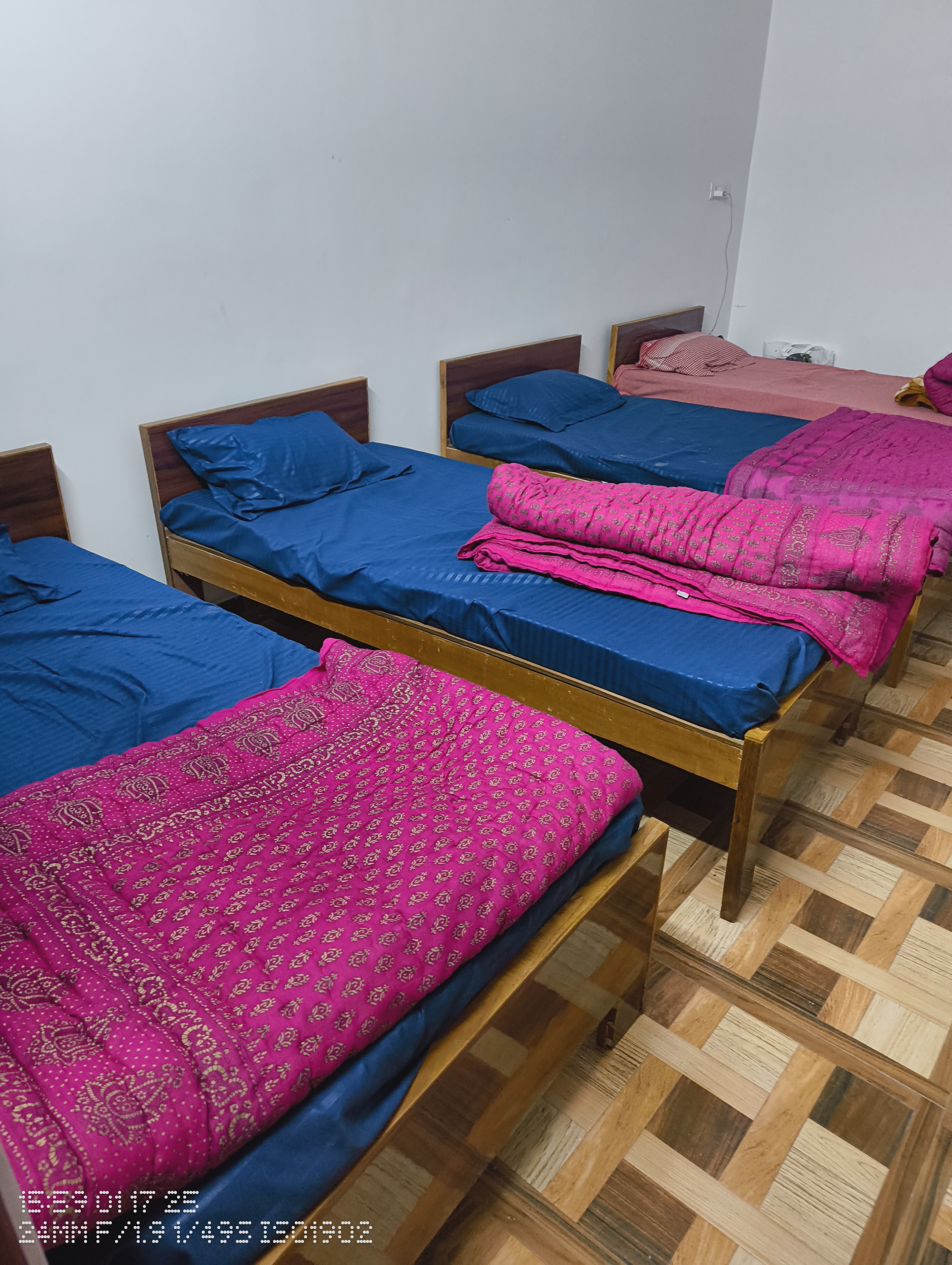 Sant Niwas Dormitory - Tap to explore photos