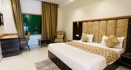 INDIAN ROLLER Room Type - Executive Room