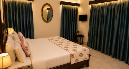 Amar Kothi | Bouitque Hotel | Near Lake Pichola Udaipur. Room Type - Heritage Queen Amar Kothi | Bouitque Hotel | Near Lake Pichola Udaipur. Room Type - Heritage Queen