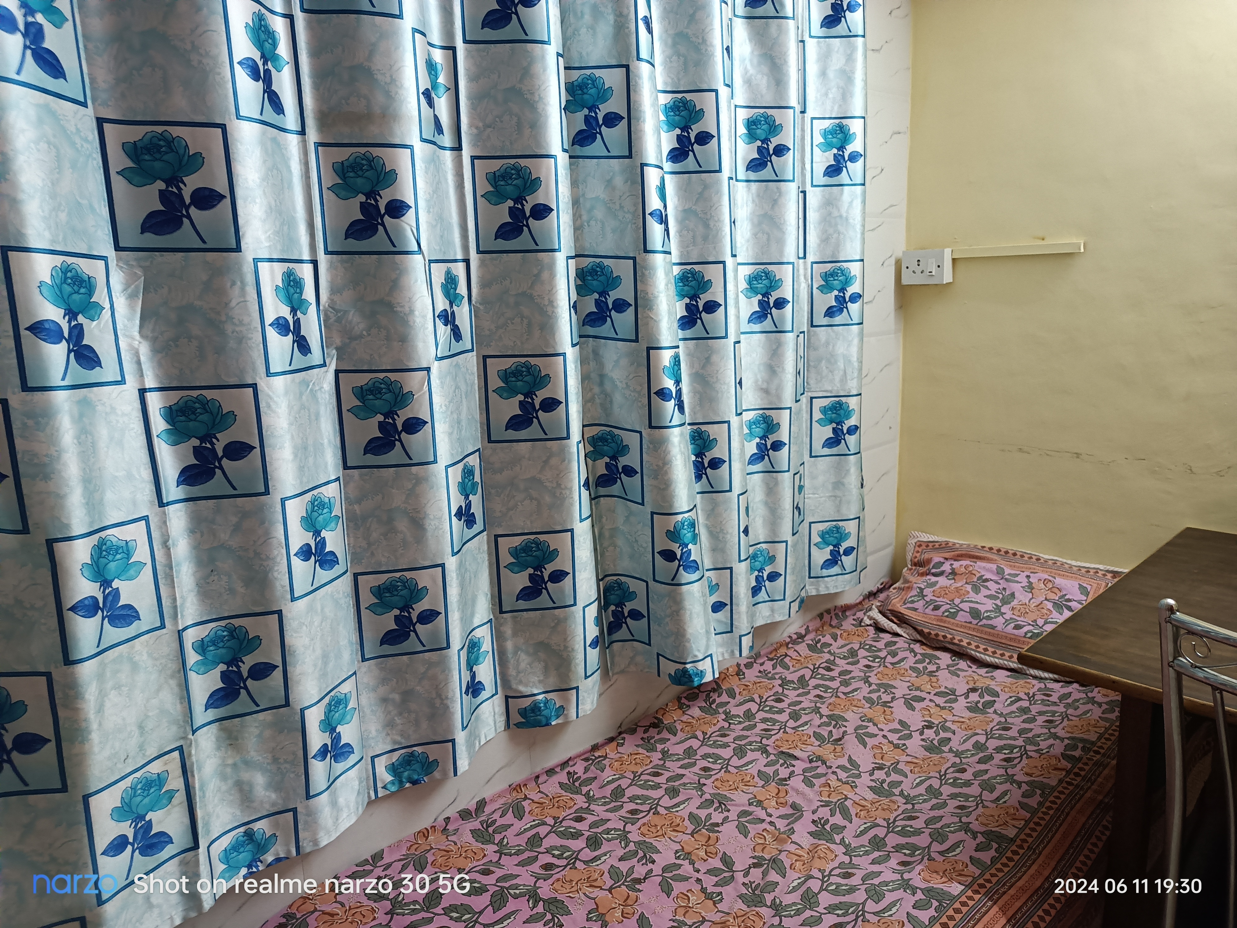 Bed And Breakfast At Pushpanjali Residency Phase 2 Bunglow No A1 Owale Ghodbander Road Thane West - Tap to explore photos