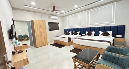 HOTEL STEEL CITY Room Type - FAMILY SUITE KING BED ROOM