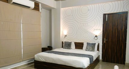 Bidya Inn Jay Prakash Nagar Room Type - Super Deluxe Room AC