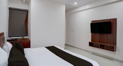 HOTEL O RED TREE Room Type - Classic