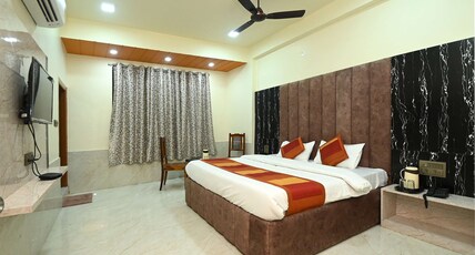 Hotel STAR Near Railway Station Room Type - Super Deluxe Room Hotel STAR Near Railway Station Room Type - Super Deluxe Room