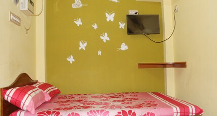 Sai Murugan Lodge Room Type - Budget Double Room with Fan
