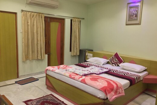 Hotel Ambika