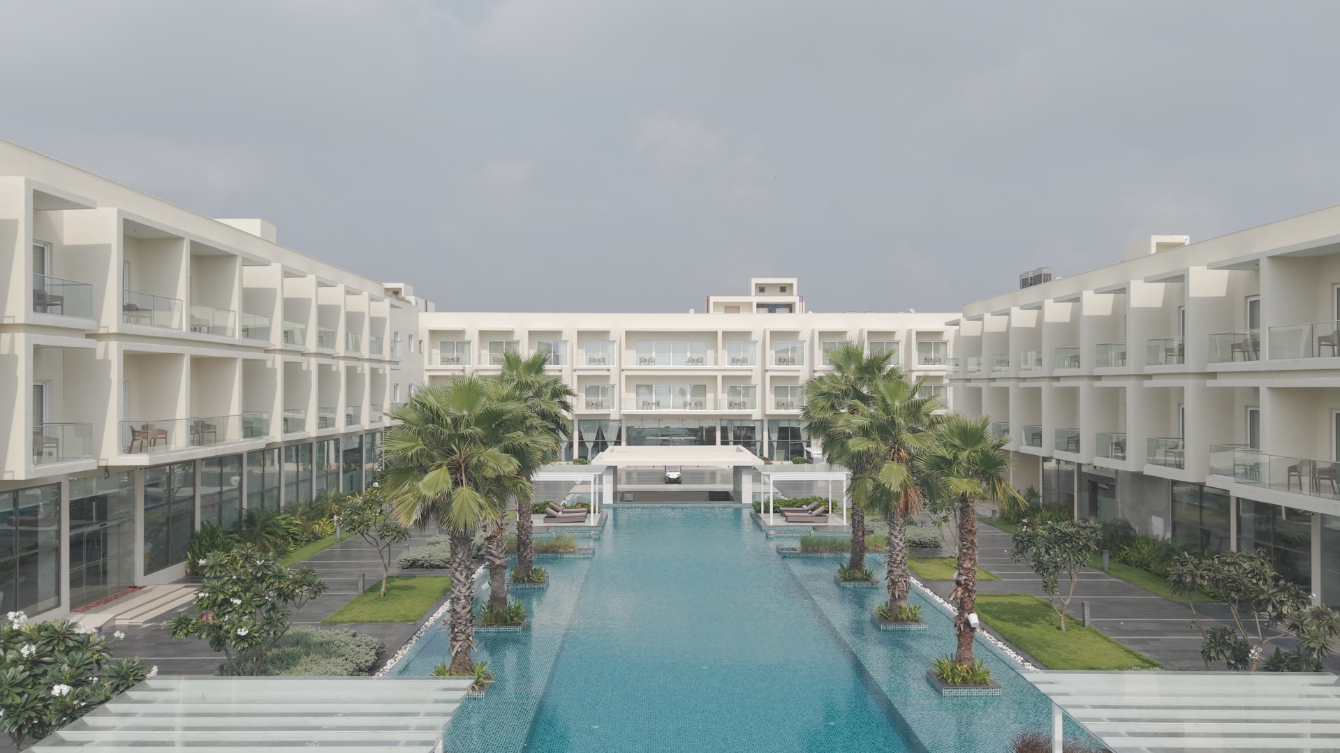 Golden Sands By the Bay Beach Resorts - Tap to explore photos