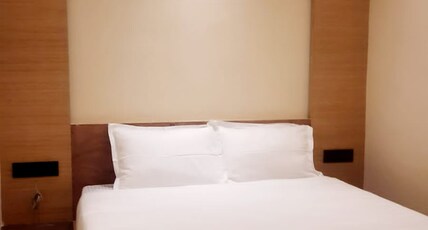 Hotel Skyking Room Type - Non AC Double Bed Room