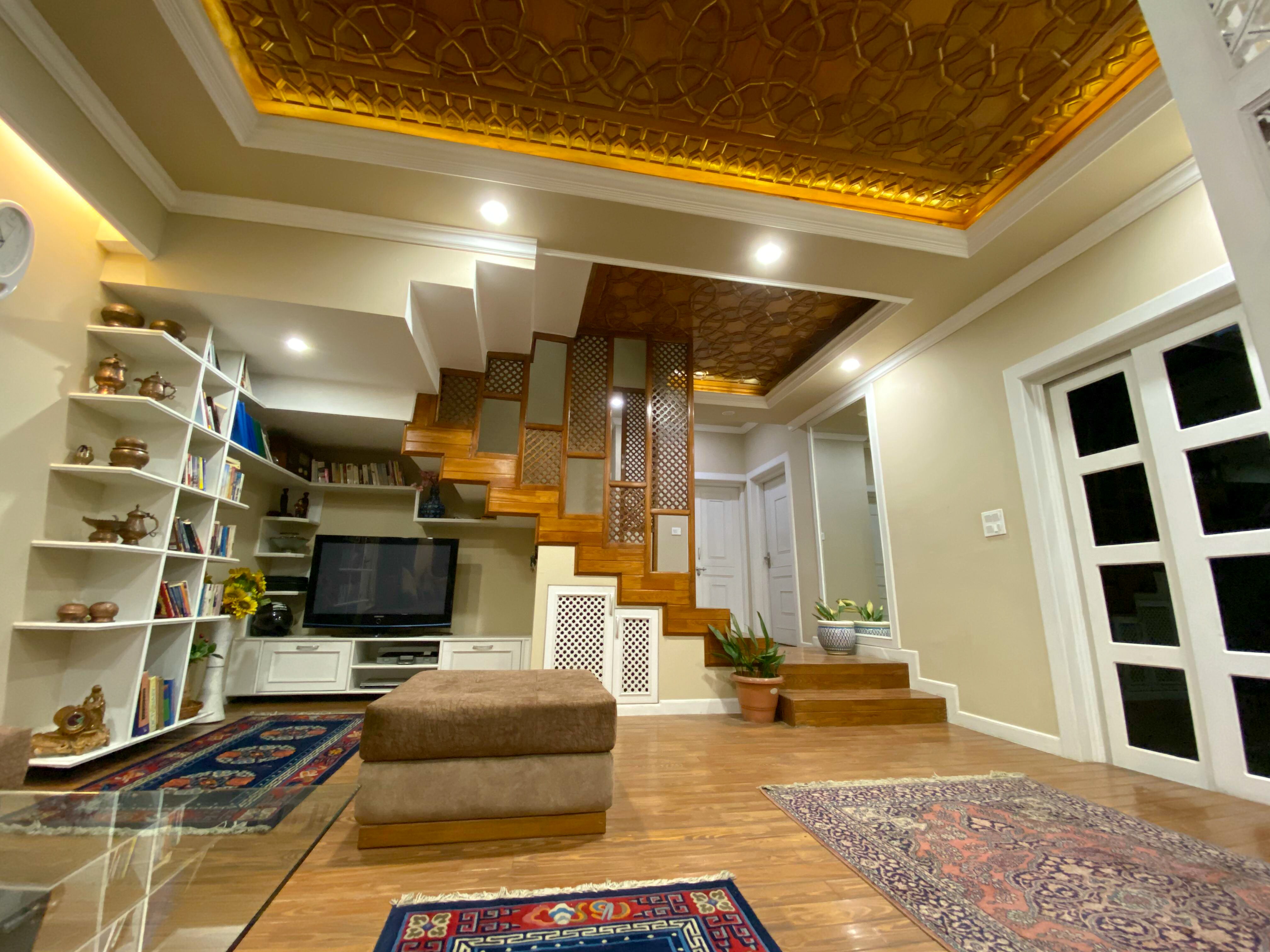 Azure Homestay Cosy Home in Srinagar - Tap to explore photos